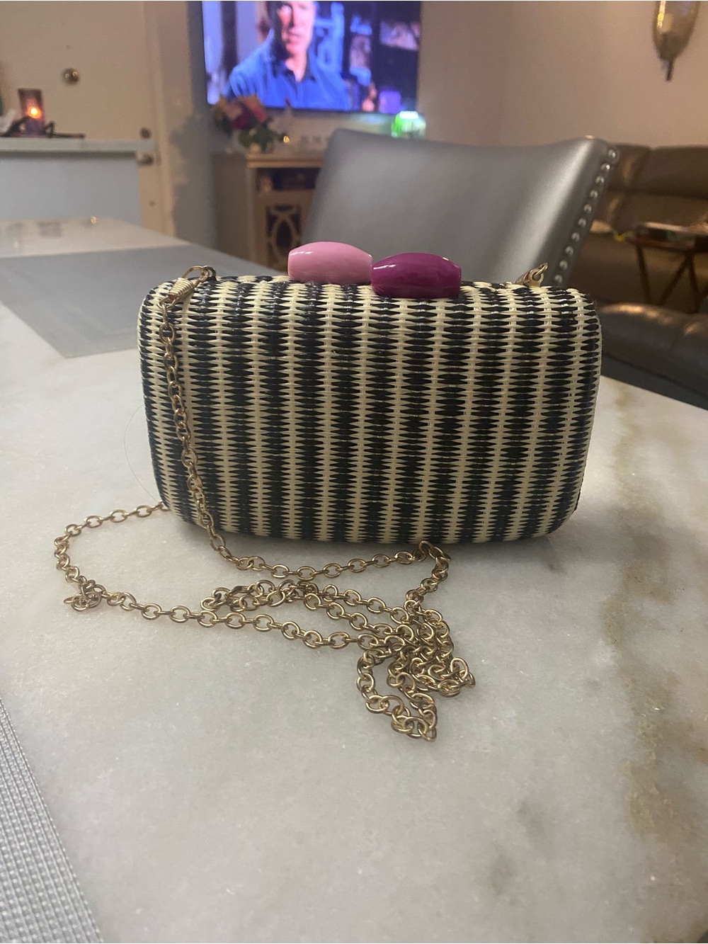 Shiraleah Woven Black & Cream Woven Crossbody Clutch Bag
